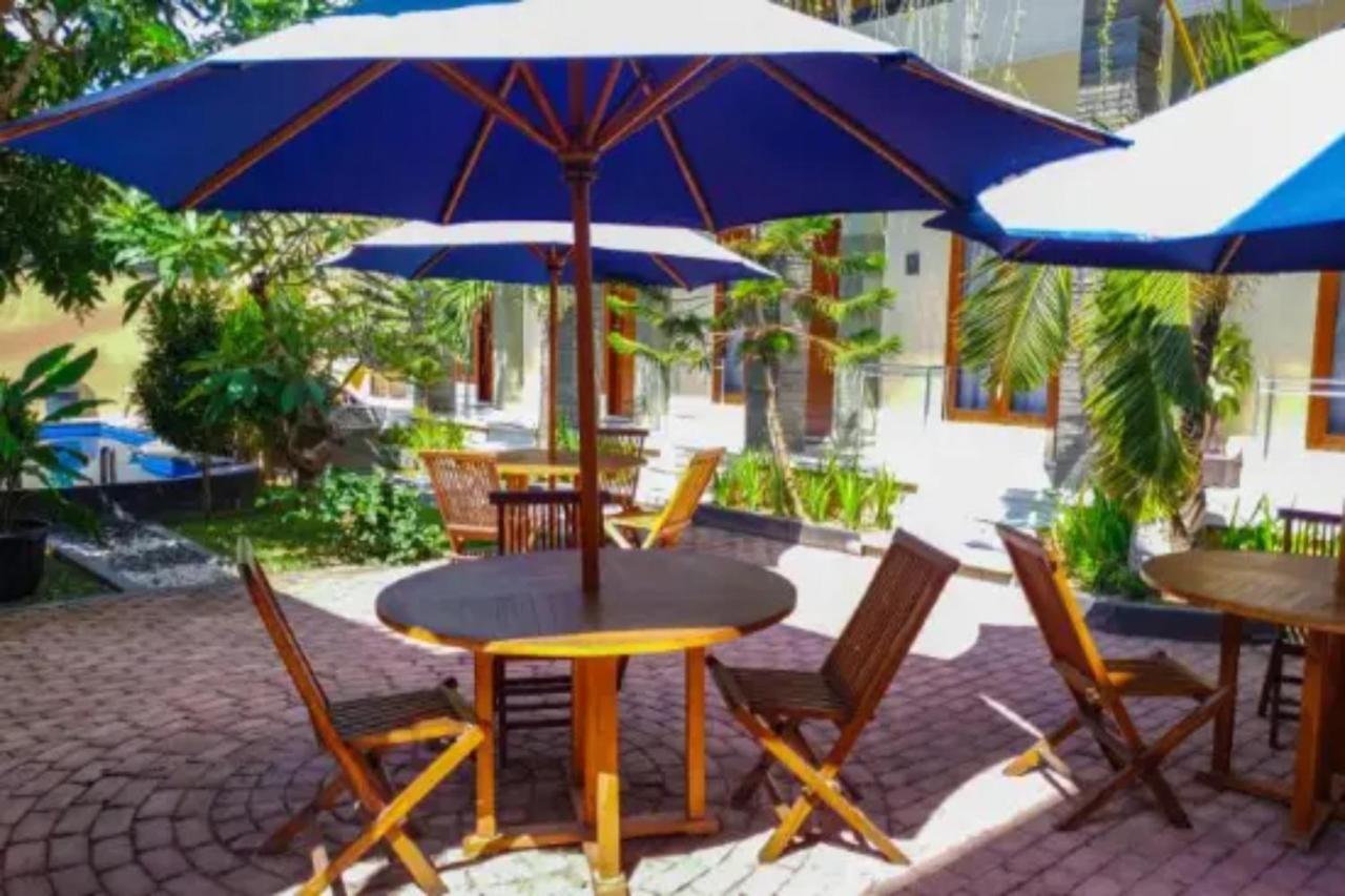 Oyo Flagship 91237 Ratu Guest House Kedunganan Экстерьер фото