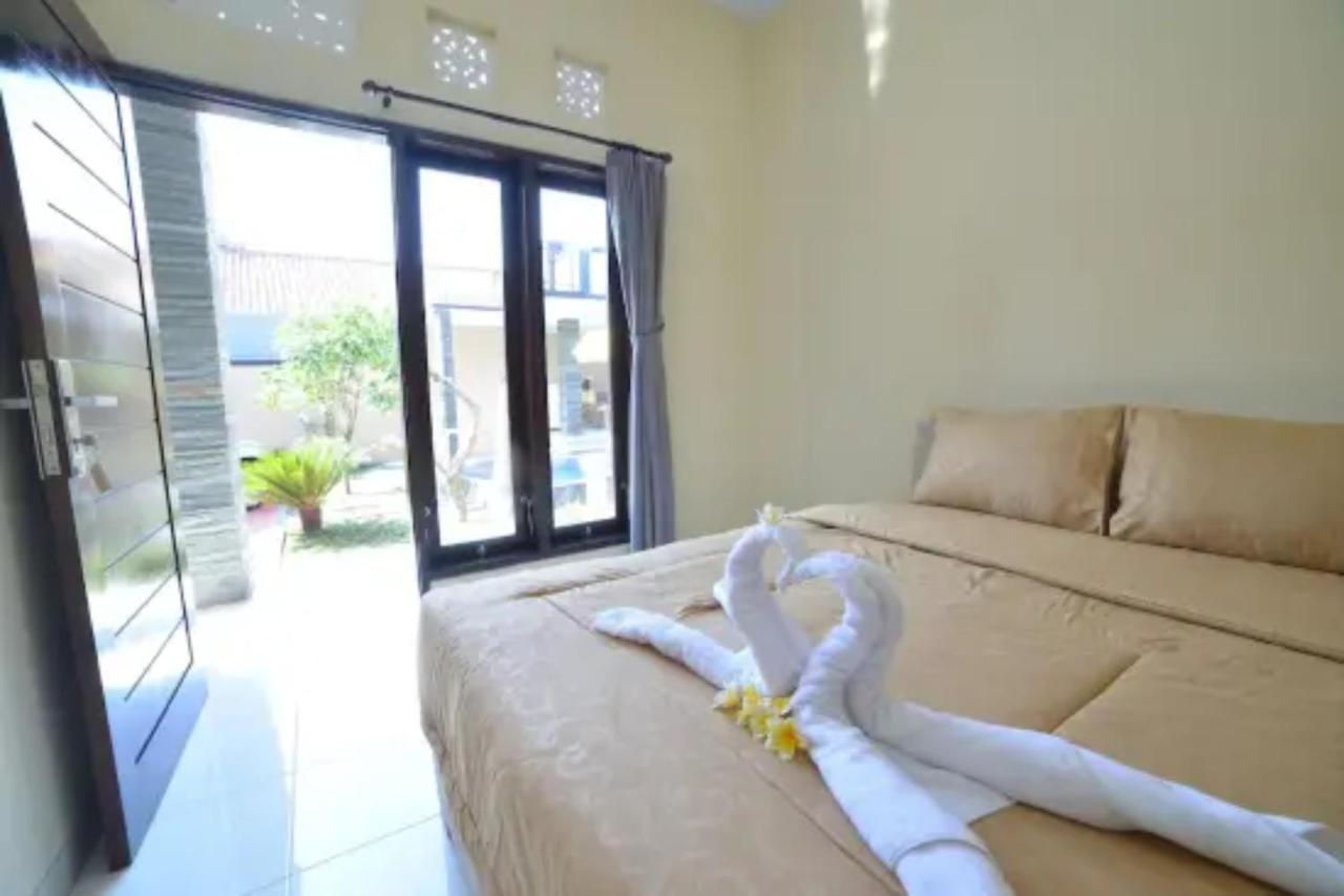 Oyo Flagship 91237 Ratu Guest House Kedunganan Экстерьер фото